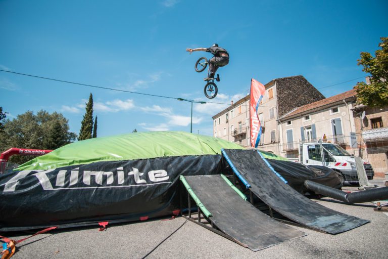 Animation Freestyle Big Air Bag